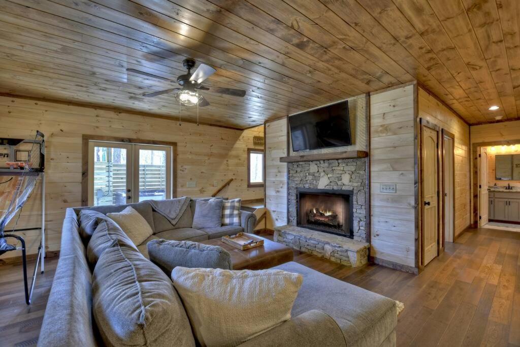 Villa Rosewood Retreat - Hot Tub Fire Pit Pool Table Blue Ridge Exterior foto